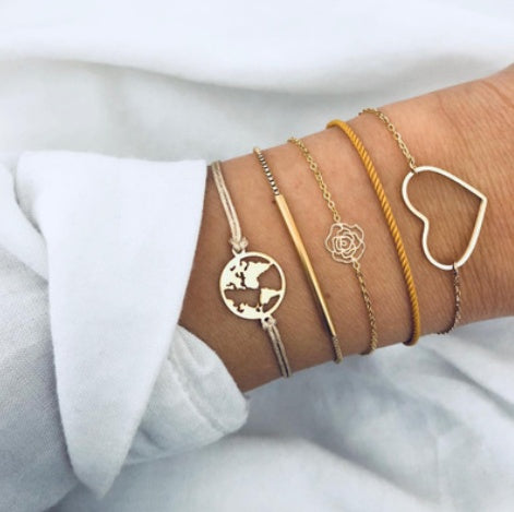 Boho Pearl Charm – Vintage-Inspirerat Armband & Armring Set