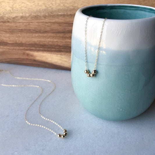 Serenité – Stilrent Halsband för Inre Lugn