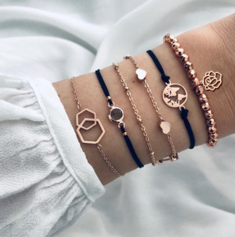 Boho Pearl Charm – Vintage-Inspirerat Armband & Armring Set