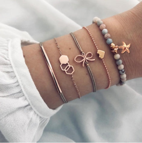 Boho Pearl Charm – Vintage-Inspirerat Armband & Armring Set