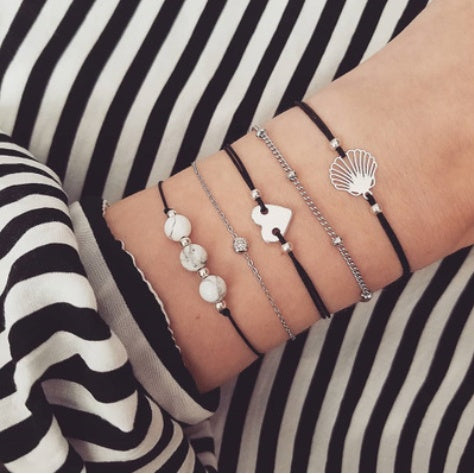 Boho Pearl Charm – Vintage-Inspirerat Armband & Armring Set
